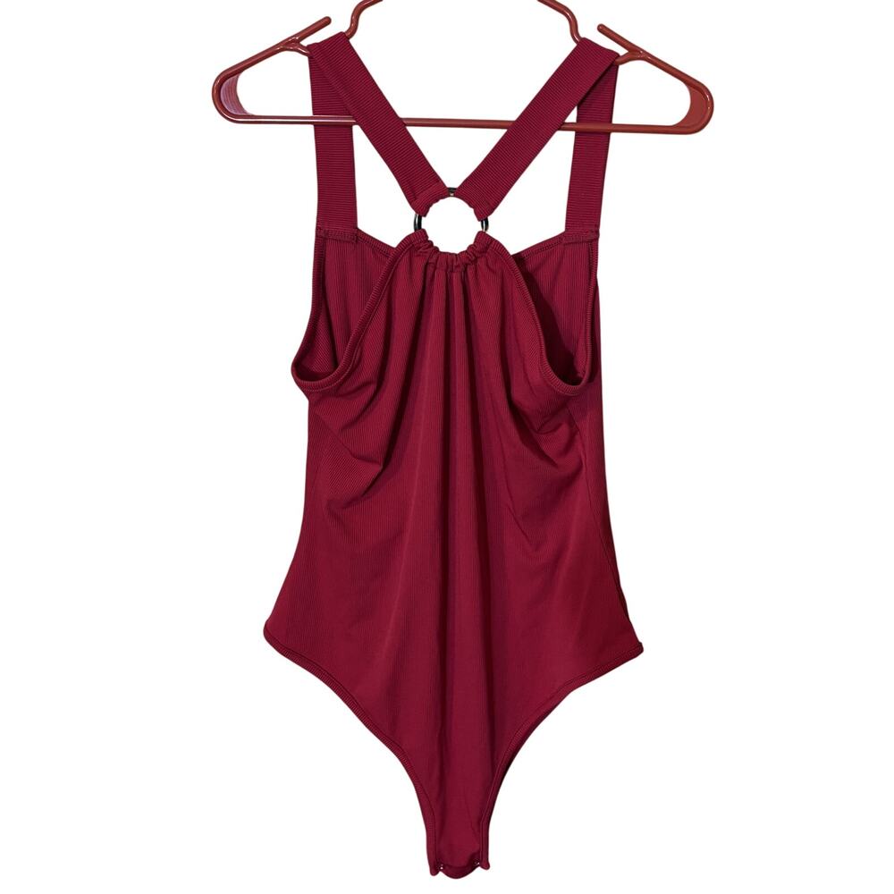 Women's Red Ribbed Bodysuit Large O-Ring Cross Back Sleeveless Stretch